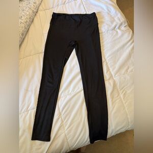 Chelsea DeBoer by Lily and Lottie black leggings size large
